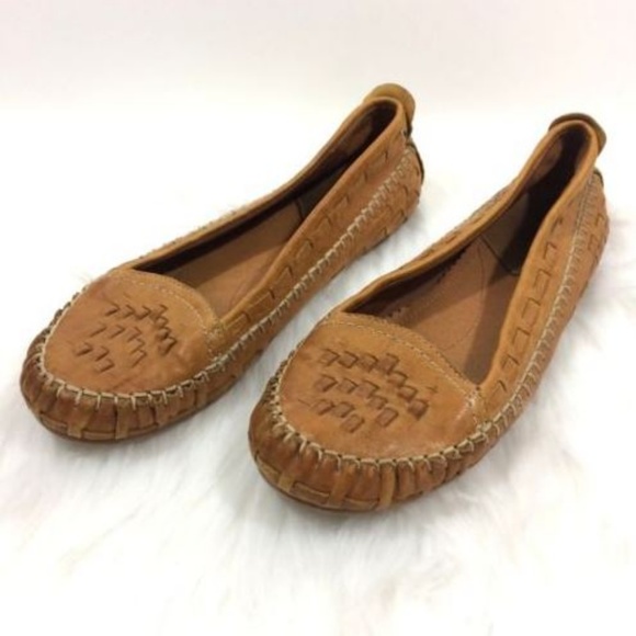 women's woven leather flats